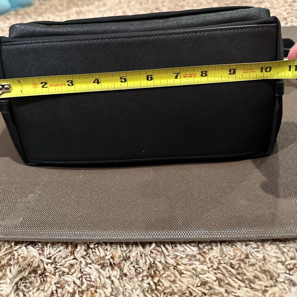 Love Moschino Black Shoulder Bag with Gold Details - Never Used - Picture 11 of 11